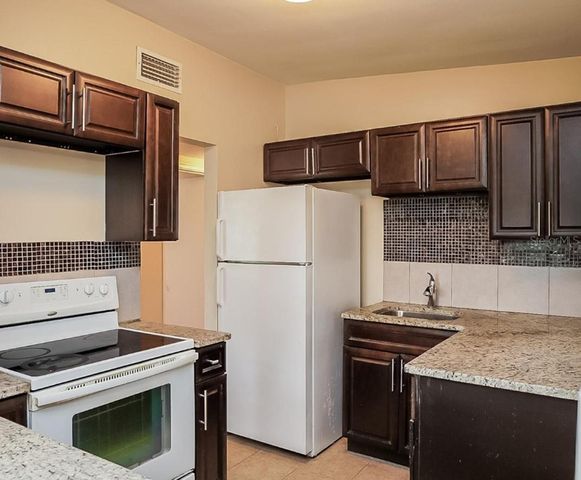 1203 FERNDELL ROAD, Orlando, FL 32808