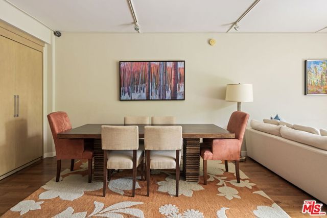 211 S Spalding Drive 105N, Beverly Hills, CA 90212