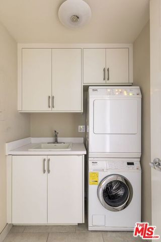 211 S Spalding Drive 105N, Beverly Hills, CA 90212