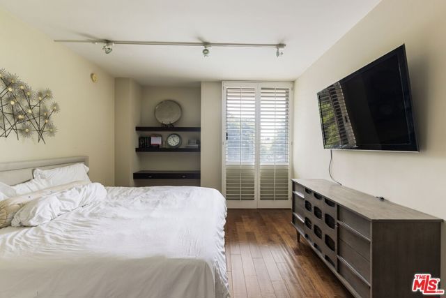 211 S Spalding Drive 105N, Beverly Hills, CA 90212