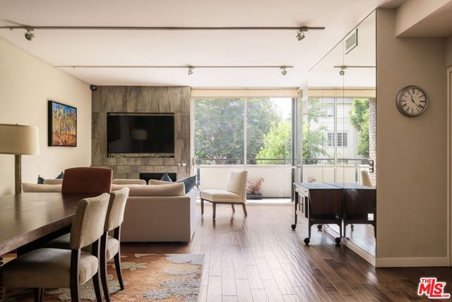 211 S Spalding Drive 105N, Beverly Hills, CA 90212