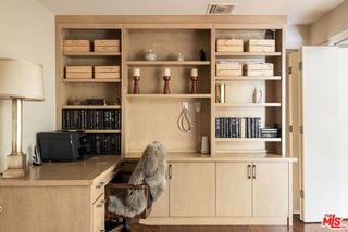 211 S Spalding Drive 105N, Beverly Hills, CA 90212