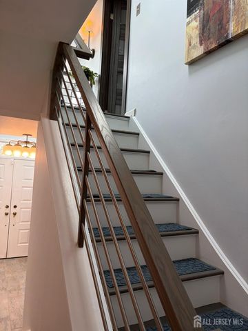 98 Sayre Drive, Plainsboro, NJ 08540