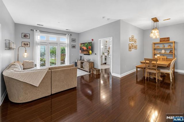7400 River Road 108, North Bergen, NJ 07047