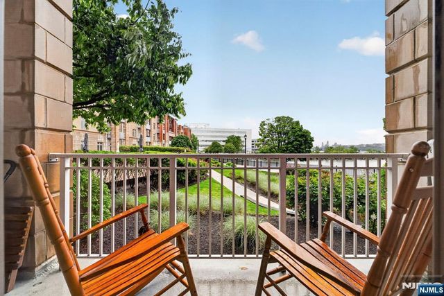 7400 River Road 108, North Bergen, NJ 07047
