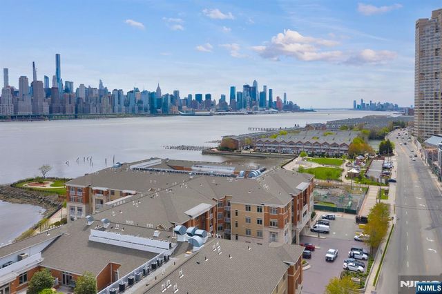 7400 River Road 108, North Bergen, NJ 07047