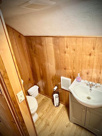 2127 Auburn Street, Klamath Falls, OR 97601