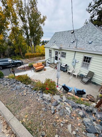 2127 Auburn Street, Klamath Falls, OR 97601