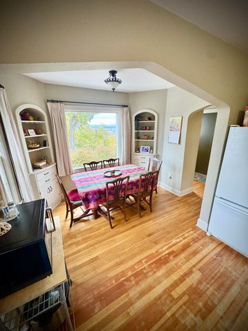 2127 Auburn Street, Klamath Falls, OR 97601