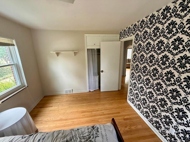31180 E Rutland Drive, Beverly Hills, MI 48025