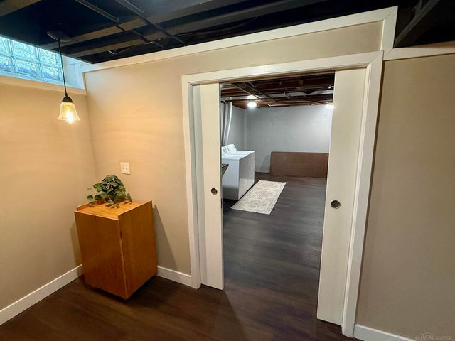 31180 E Rutland Drive, Beverly Hills, MI 48025