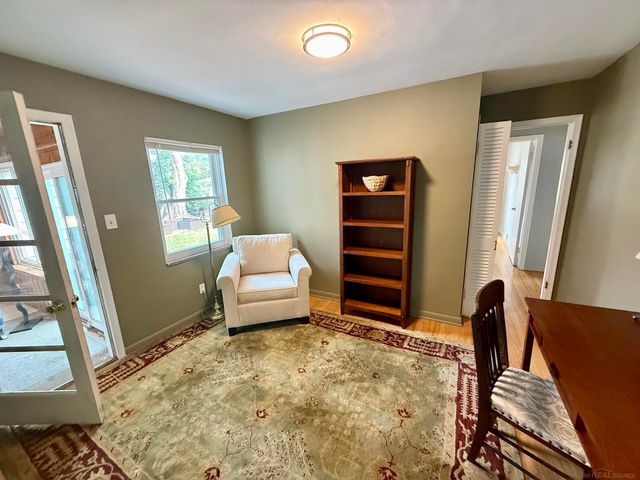 31180 E Rutland Drive, Beverly Hills, MI 48025