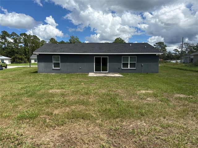 70 MALAUKA PASS, Ocklawaha, FL 32179