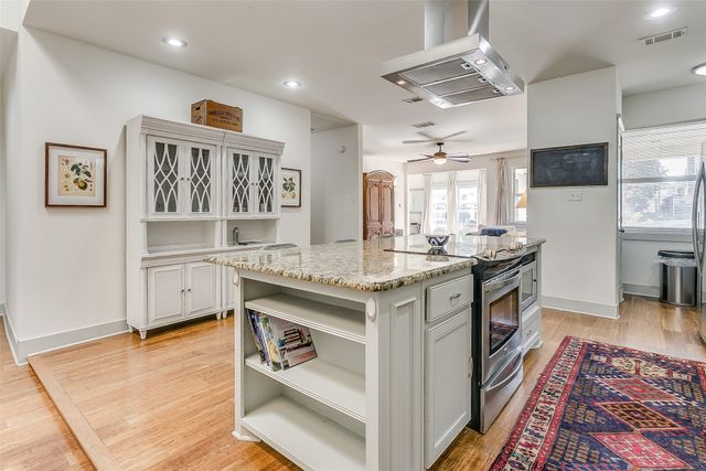 4724 Lafayette Avenue, Fort Worth, TX 76107