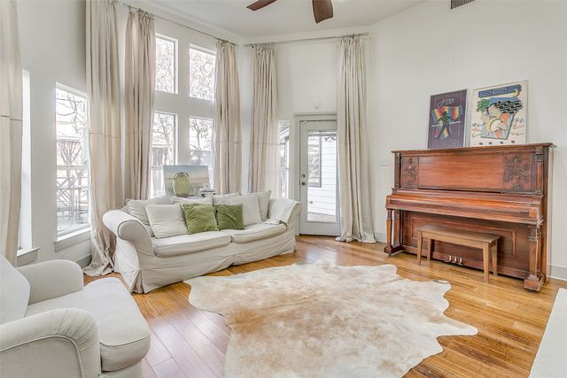 4724 Lafayette Avenue, Fort Worth, TX 76107