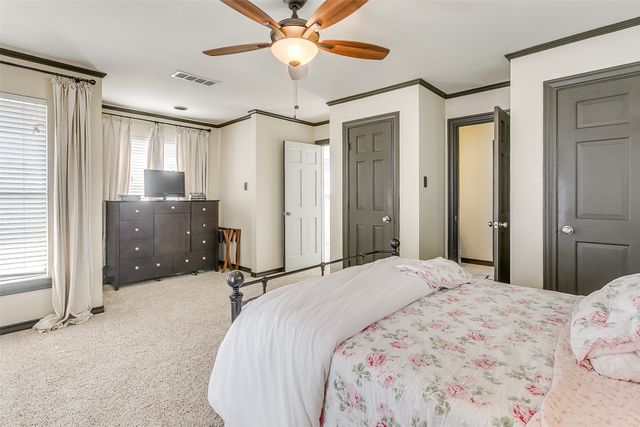 4724 Lafayette Avenue, Fort Worth, TX 76107