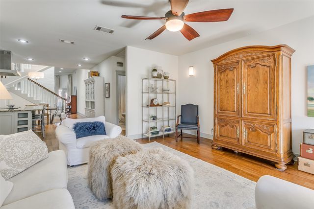 4724 Lafayette Avenue, Fort Worth, TX 76107