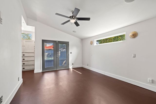 3104 Candlelight CT, Austin, TX 78757