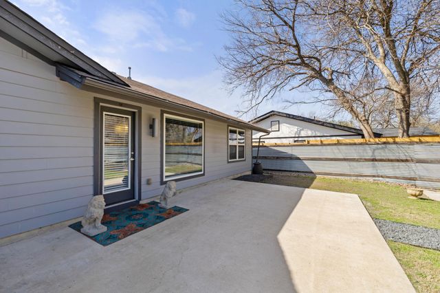 3104 Candlelight CT, Austin, TX 78757