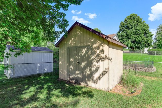 25719 Freeport Avenue, Wyoming, MN 55092