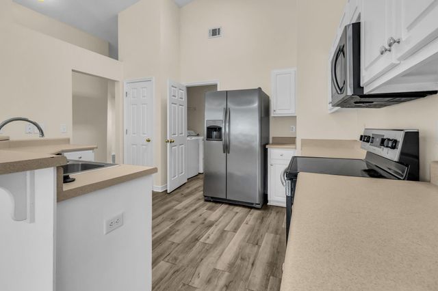 1013 Freeport Court, Mary Esther, FL 32569