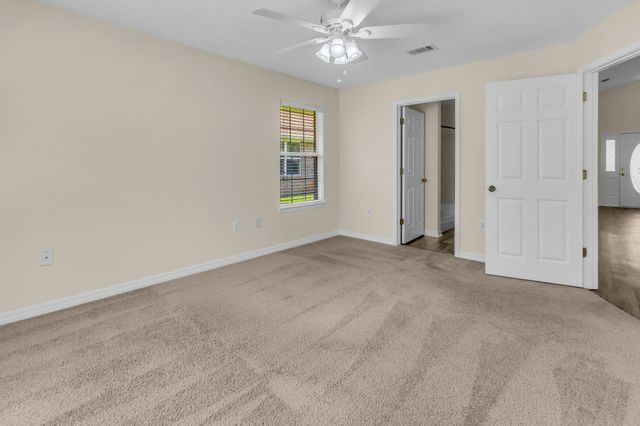 1013 Freeport Court, Mary Esther, FL 32569