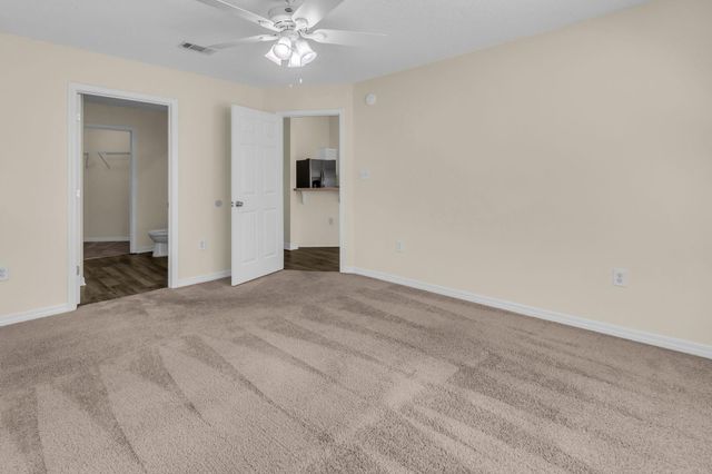 1013 Freeport Court, Mary Esther, FL 32569