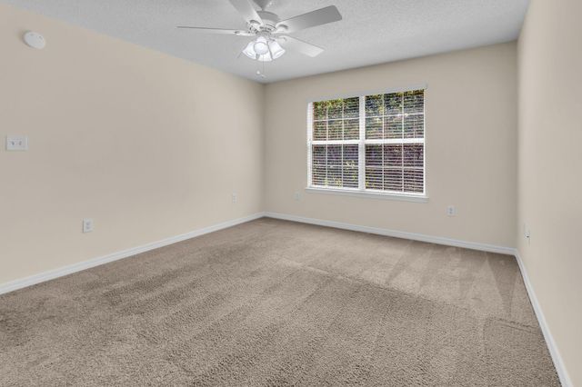 1013 Freeport Court, Mary Esther, FL 32569