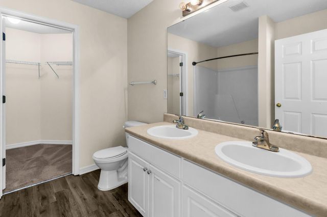 1013 Freeport Court, Mary Esther, FL 32569