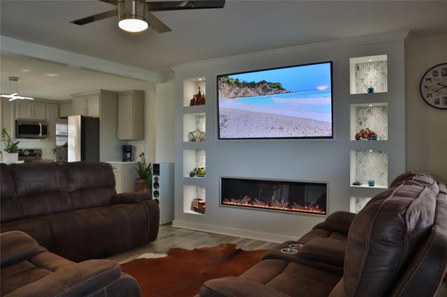 533 Duchess PASS, Kyle, TX 78640