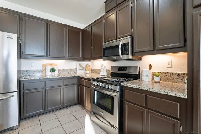 24023 Orleans Ln, Murrieta, CA 92562