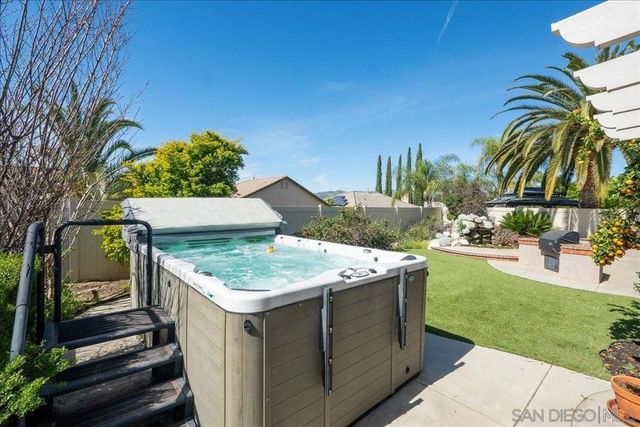 24023 Orleans Ln, Murrieta, CA 92562