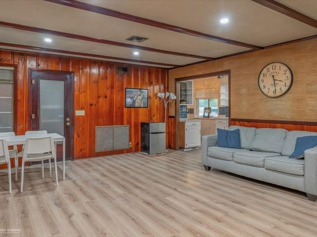 5812 Fern Avenue, Shreveport, LA 71105