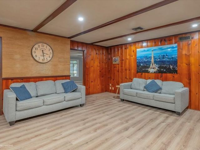 5812 Fern Avenue, Shreveport, LA 71105