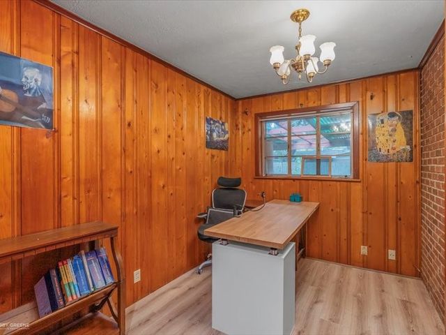 5812 Fern Avenue, Shreveport, LA 71105