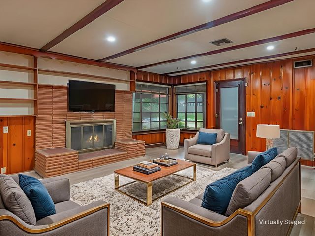 5812 Fern Avenue, Shreveport, LA 71105