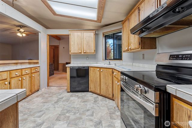 10714 180th Street SE, Snohomish, WA 98296