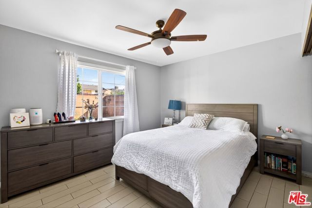 10442 Alabama Avenue, Chatsworth (los Angeles), CA 91311