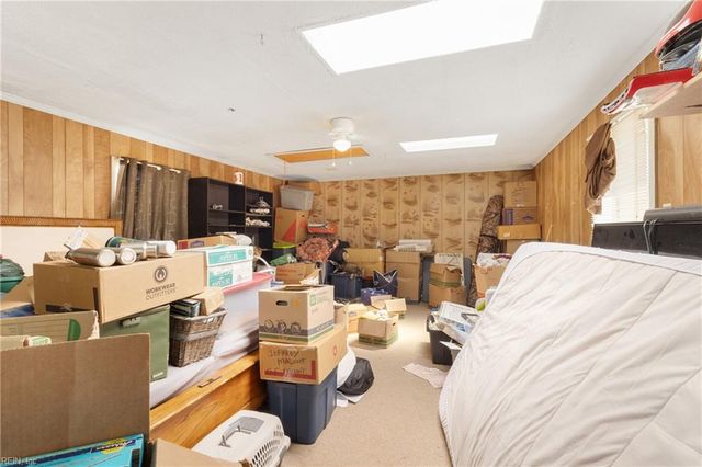 3163 Ambrose RD, Hayes, VA 23072