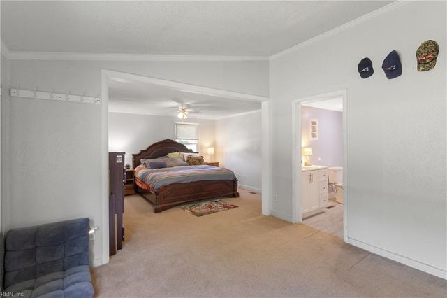 3163 Ambrose RD, Hayes, VA 23072