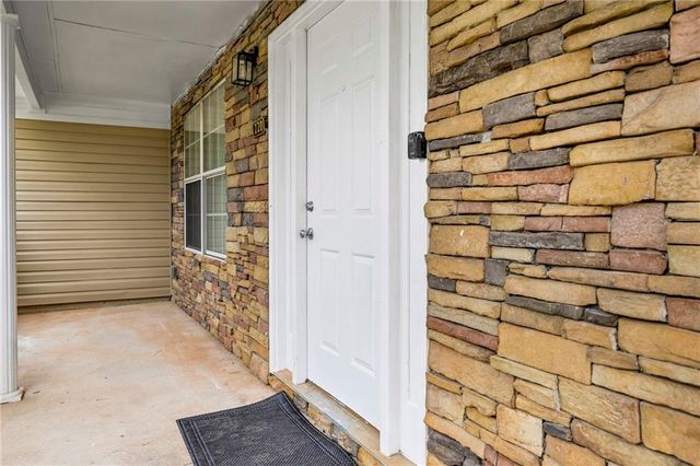 220 Spring Lake Terrace, Covington, GA 30016