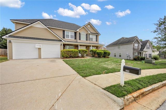 220 Spring Lake Terrace, Covington, GA 30016