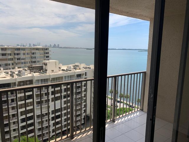 1450 Brickell Bay Dr 1506, Miami, FL 33131