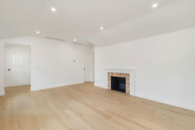 222 S County Road, Palm Beach, FL 33480