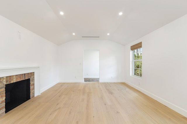 222 S County Road, Palm Beach, FL 33480