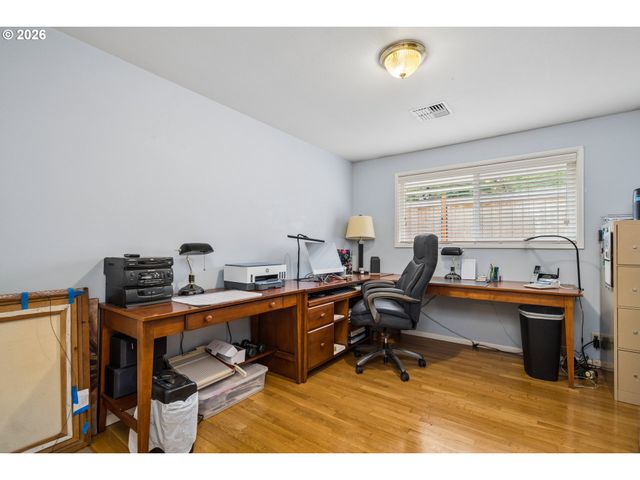 420 RIVERVIEW Blvd, Springfield, OR 97477