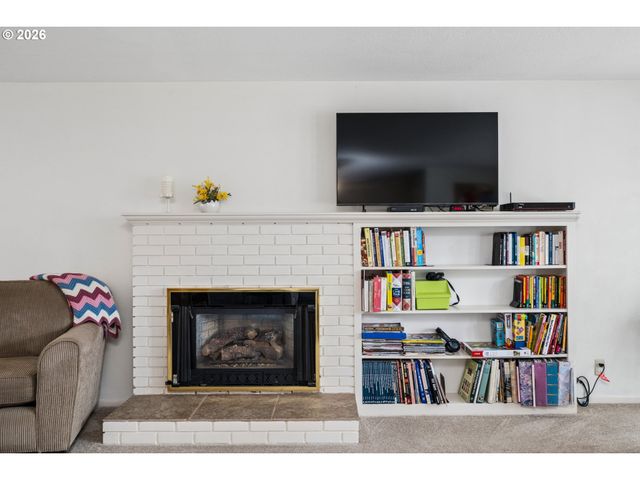 420 RIVERVIEW Blvd, Springfield, OR 97477