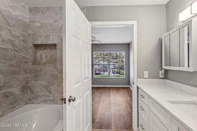 13703 RICHMOND PARK Drive N 3105, Jacksonville, FL 32224