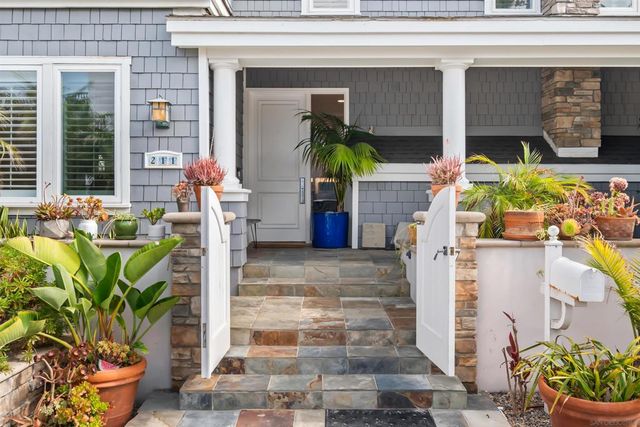 211 27Th St, Del Mar, CA 92014