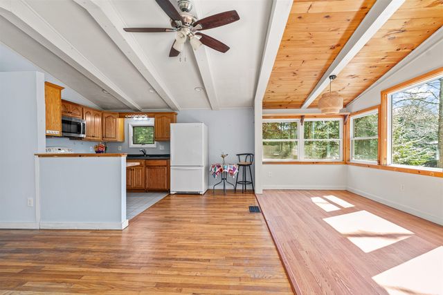 30 Centennial Drive, Webster, NH 03303